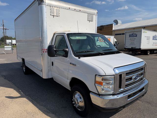 Used 2017 Ford E-450 and Econoline 450 Super Duty w/ Power Windows & Locks Group RWD image 32