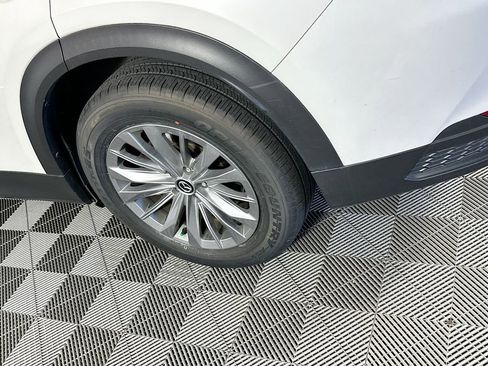 Certified 2024 MAZDA CX-90 3.3 Turbo w/ Preferred Plus AWD/4WD image 38