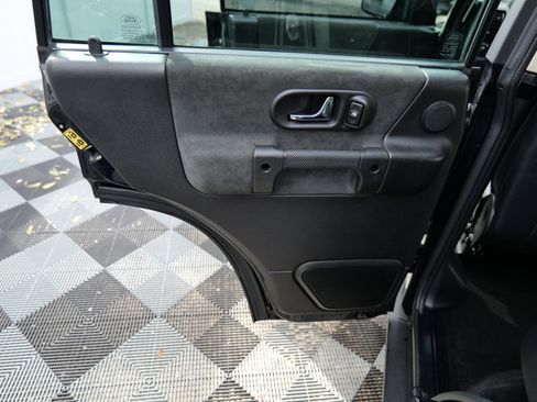 Used 2004 Land Rover Discovery SE image 42