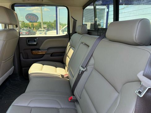 Used 2018 GMC Sierra 1500 SLT AWD/4WD image 7