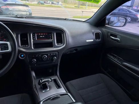 Used 2012 Dodge Charger SE image 16