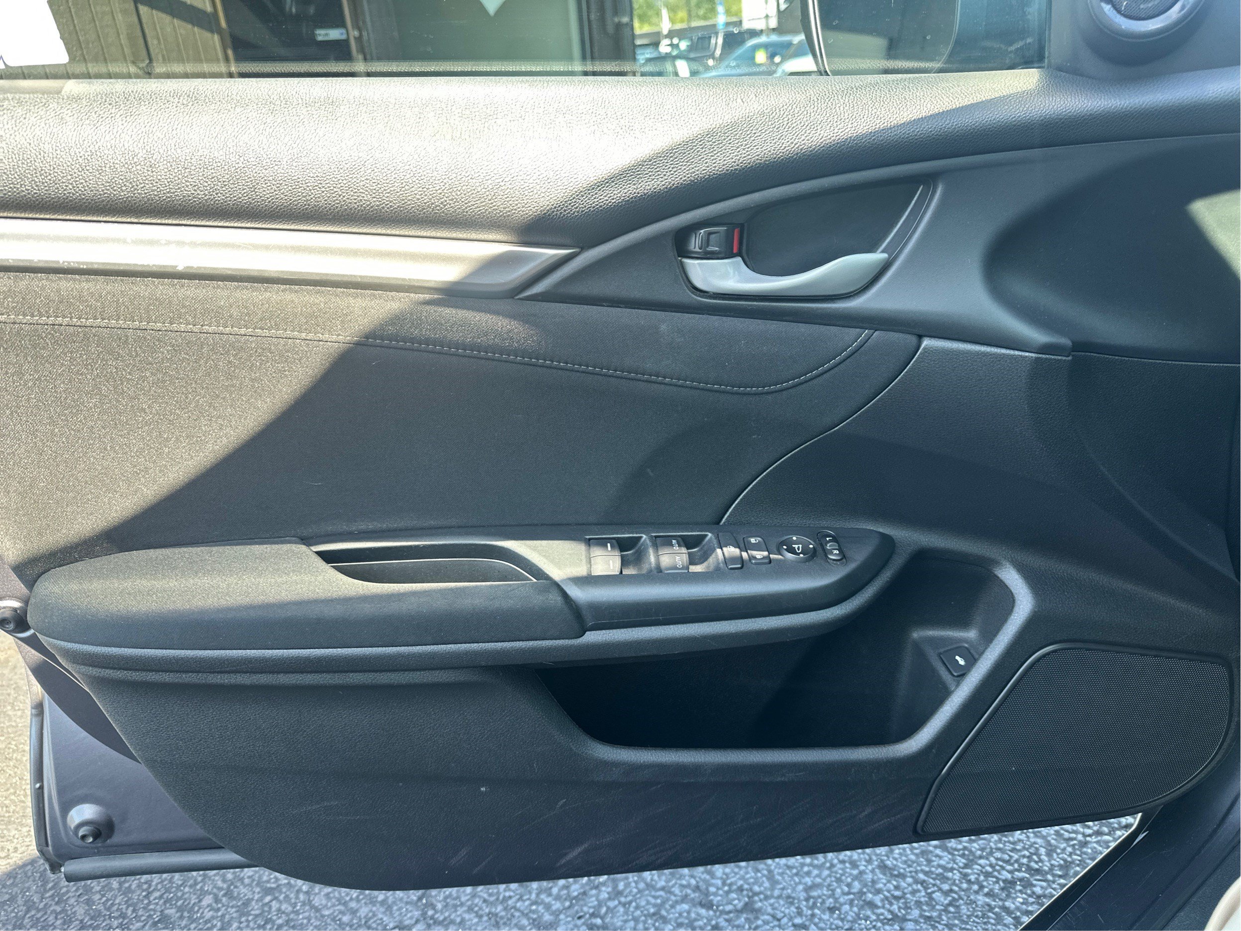 Used 2020 Honda Civic EX image 20