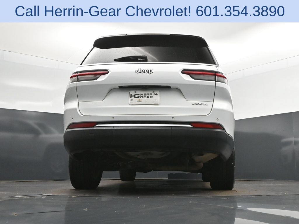 Used 2023 Jeep Grand Cherokee L Laredo RWD image 41