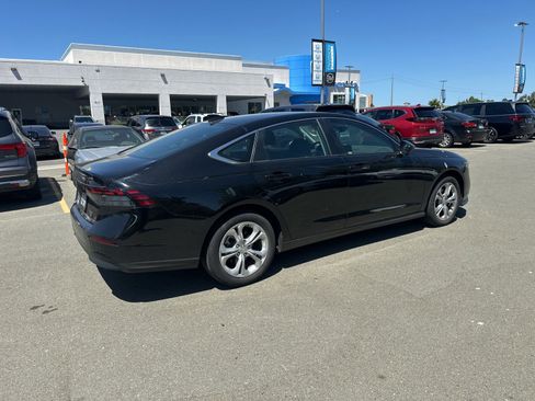 Certified 2024 Honda Accord LX image 3