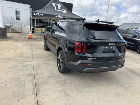 Certified 2023 Kia Sorento X-Line EX image 21