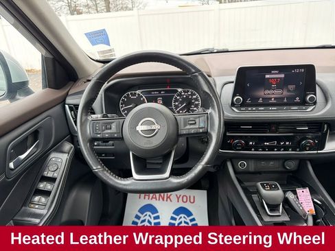 Used 2023 Nissan Rogue SV w/ SV Premium Package image 15