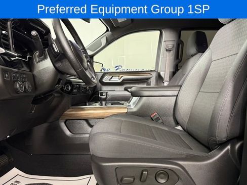 Used 2024 Chevrolet Silverado 1500 RST w/ Z71 Off-Road Package image 11