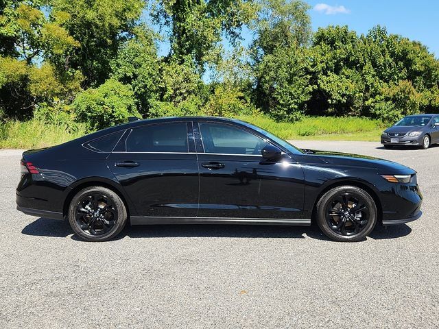 Certified 2025 Honda Accord SE image 7