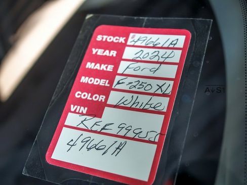 Used 2024 Ford F250 XL w/ 360-Degree Camera Package image 27