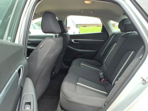 Used 2025 Hyundai Sonata SEL FWD image 11