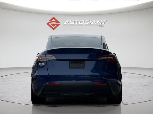 Used 2021 Tesla Model Y Performance image 10