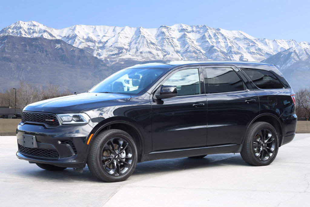 Used 2025 Dodge Durango GT AWD/4WD image 2