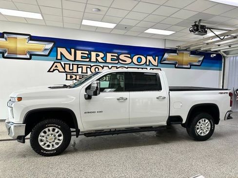 Used 2021 Chevrolet Silverado 2500 LTZ image 2