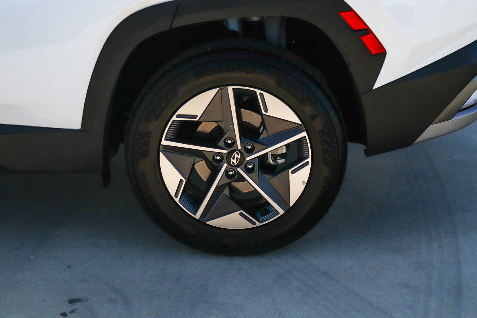 Used 2026 Hyundai Tucson SEL AWD/4WD image 12