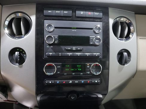 Used 2012 Ford Expedition Limited AWD/4WD image 25