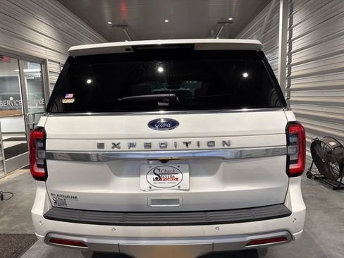 Certified 2024 Ford Expedition Platinum image 7