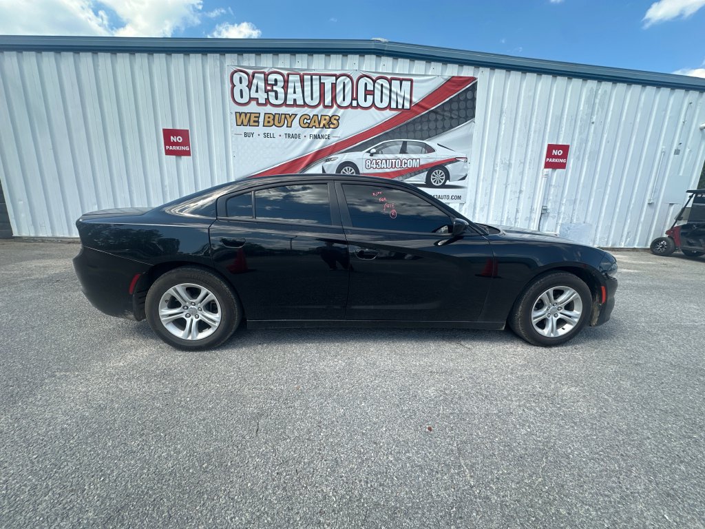 Used 2020 Dodge Charger SXT RWD image 9