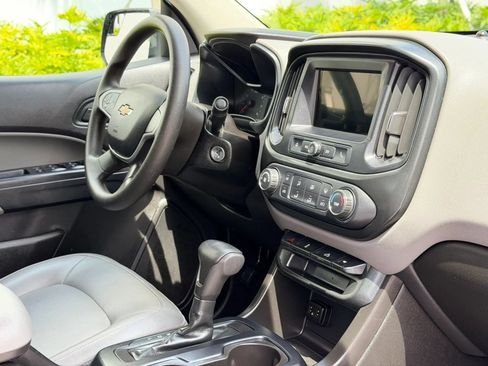 Used 2019 Chevrolet Colorado W/T w/ WT Convenience Package RWD image 30
