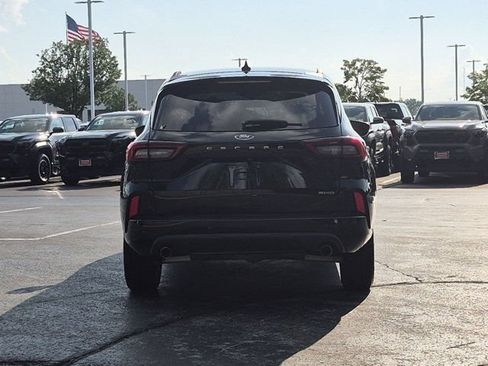 Used 2023 Ford Escape ST-Line w/ Tech Pack #1 AWD/4WD image 6