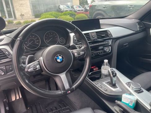 Used 2017 BMW 330i Sedan RWD image 9