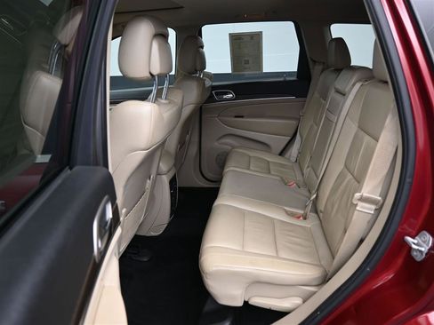 Used 2014 Jeep Grand Cherokee Limited image 10