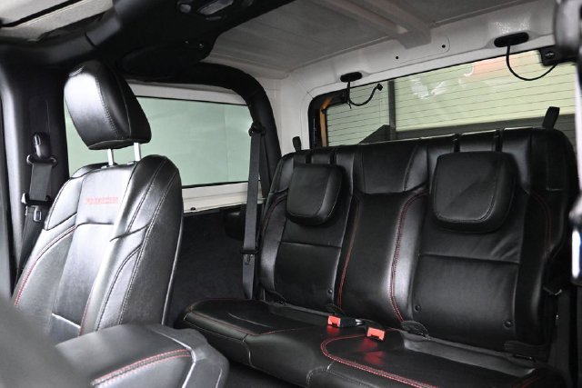 Used 2023 Jeep Wrangler Rubicon w/ LED Lighting Group AWD/4WD image 20