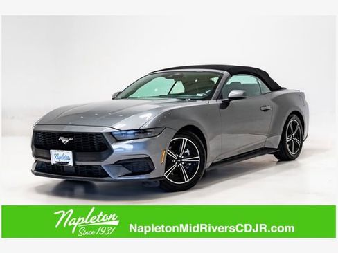 Used 2025 Ford Mustang Premium RWD image 1