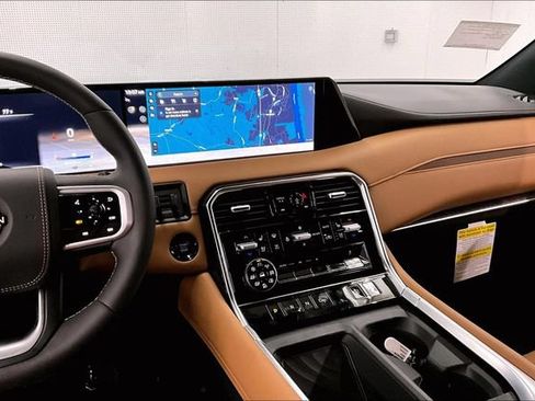 New 2026 Nissan Armada Platinum Reserve AWD/4WD image 8