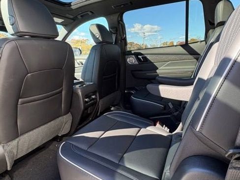 New 2026 Buick Enclave Avenir image 19