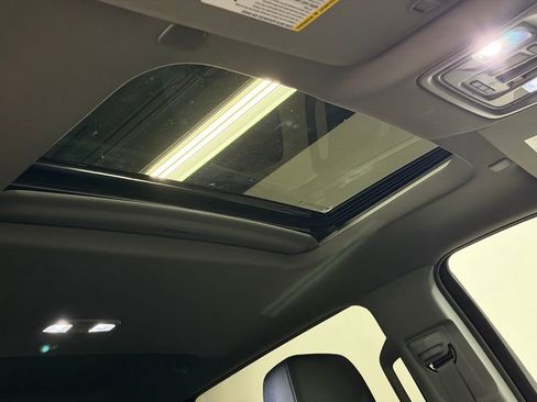 Certified 2024 Chevrolet Silverado 2500 LTZ w/ LTZ Premium Package image 36