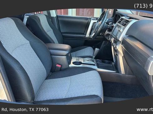 Used 2016 Toyota 4Runner Limited image 36