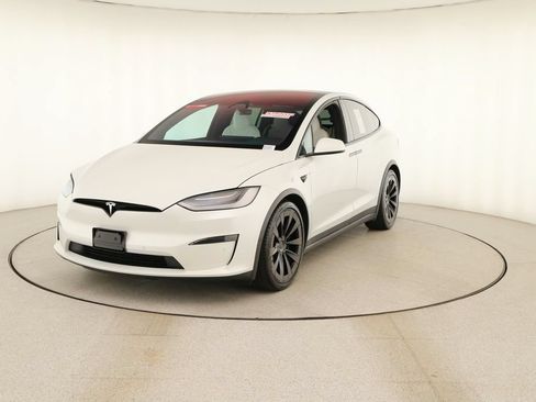 Used 2022 Tesla Model X AWD/4WD image 12
