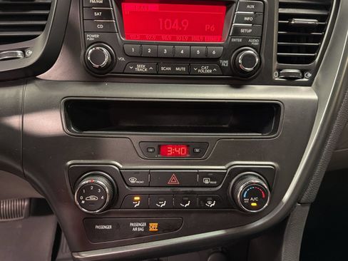 Used 2013 Kia Optima LX FWD image 18