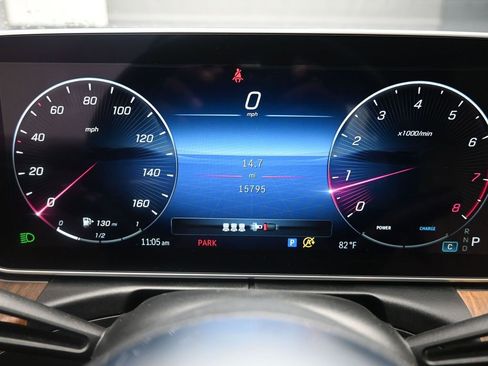 Used 2024 Mercedes-Benz C 300 Sedan image 10