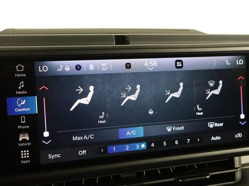 Used 2025 Jeep Wrangler Unlimited Sahara AWD/4WD image 31