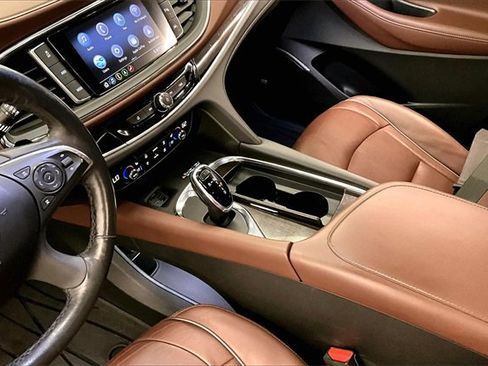 Used 2021 Buick Enclave Avenir image 13