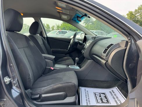 Used 2012 Nissan Altima Sedan FWD image 18
