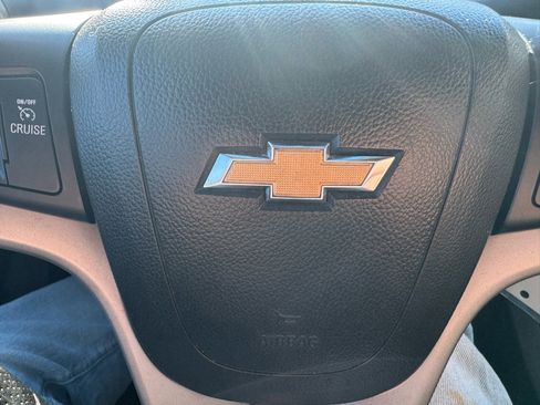 Used 2016 Chevrolet Sonic LT image 19