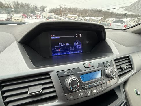 Used 2011 Honda Odyssey EX-L image 18