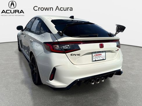 Used 2024 Honda Civic Type R image 8