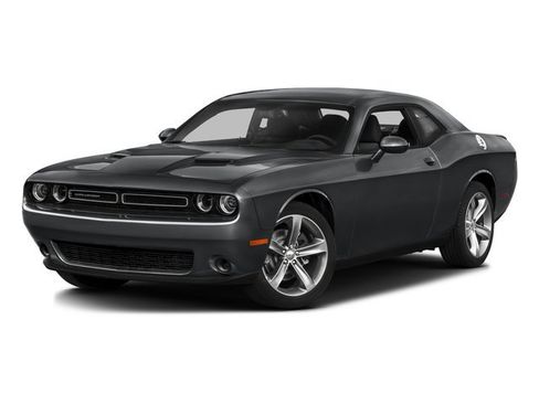 Used 2016 Dodge Challenger SXT w/ Sound Group RWD image 4