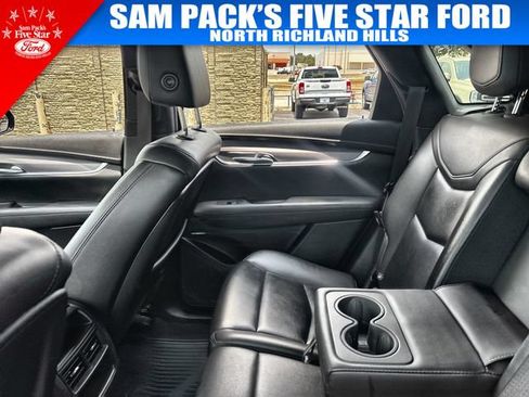 Used 2021 Cadillac XT5 Luxury FWD image 14