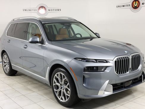 Used 2023 BMW X7 xDrive40i w/ Executive Package image 41