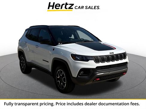Used 2025 Jeep Compass Trailhawk AWD/4WD image 1