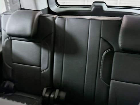 Used 2017 Chevrolet Suburban LT w/ LT Signature Package RWD image 29