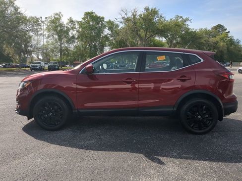 Certified 2022 Nissan Rogue Sport S image 7