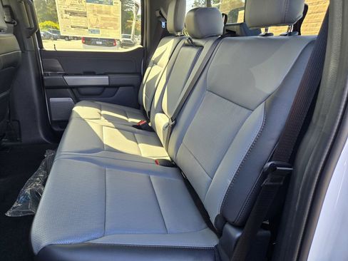 Used 2025 Ford F150 Lightning Lariat image 7