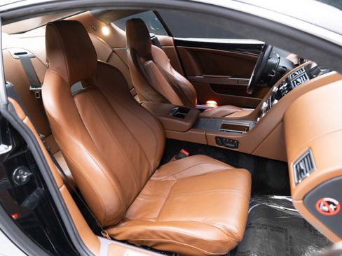 Used 2009 Aston Martin DB9 Coupe RWD image 54
