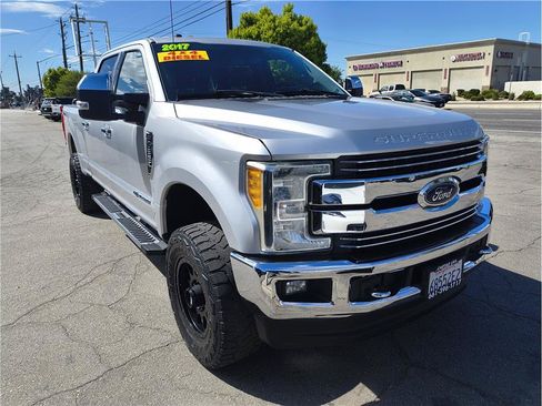 Used 2017 Ford F250 Lariat w/ Chrome Package AWD/4WD image 3