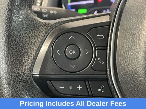 Used 2019 Toyota Camry LE FWD image 14